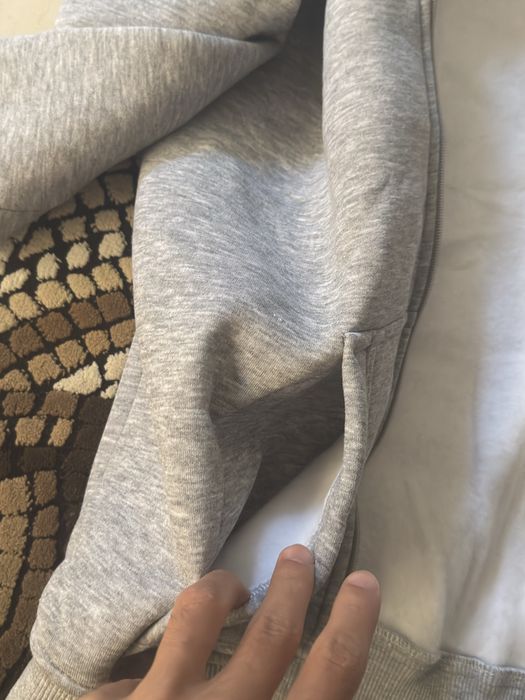 Hanorac burberry gri