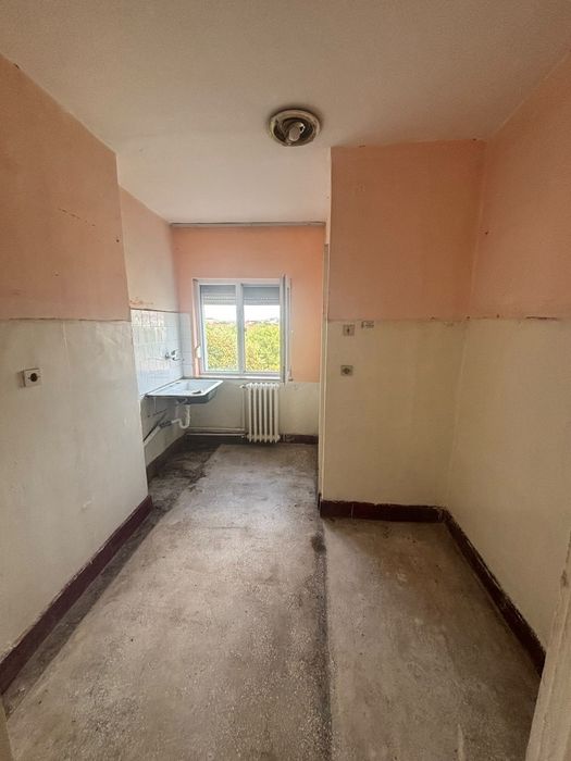 Apartament  2 camere ,x mare