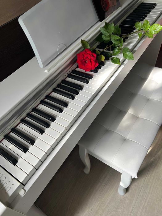Японское пианино Casio-770! Срочно!