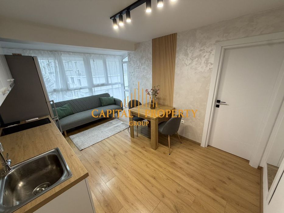 Продава се Двустаен апартамент в Варна, Колхозен пазар - 41 кв.м за 2561 €/кв.м - Снимка #1