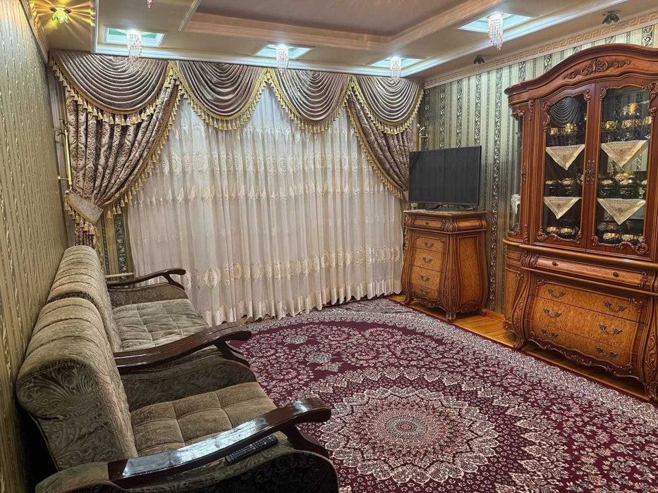 Medgaradok da 4 xonali 2 Etaj Kvartira ARzon Narxda SOTILADI !!