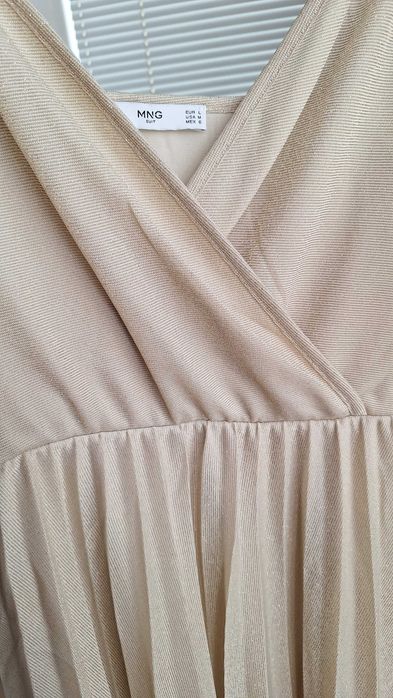 Промо 35 лв. Нова рокля Mango