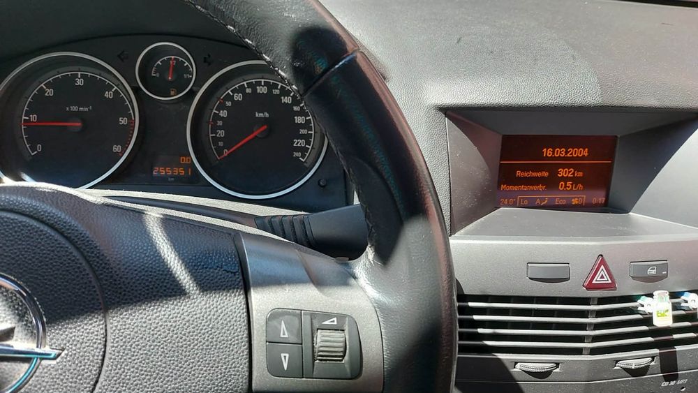 Opel Astra  Hatchback