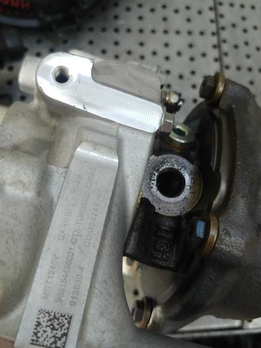 turbina 1.2b hn09 peugeot 208  985154498 985154498001  913630-4