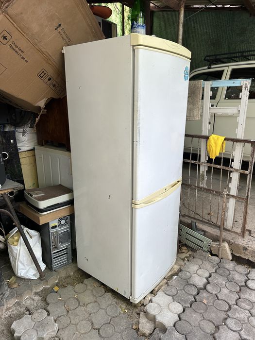 LG xolodilnik polniy ishlid