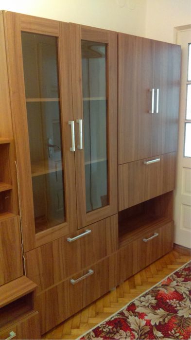 Biblioteca sufragerie