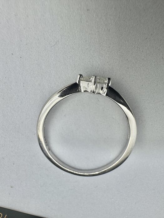 Сребърен пръстен с мойсанит (Диамант) 0.4 карата