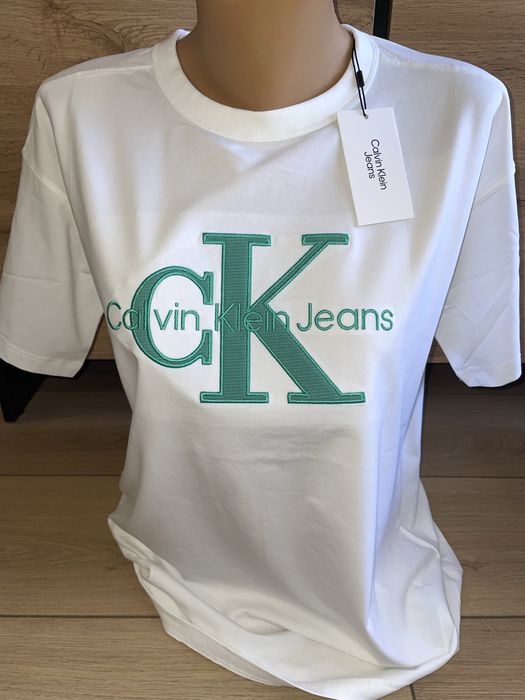 Тениска Calvin Klein S/M и М/Лразмер