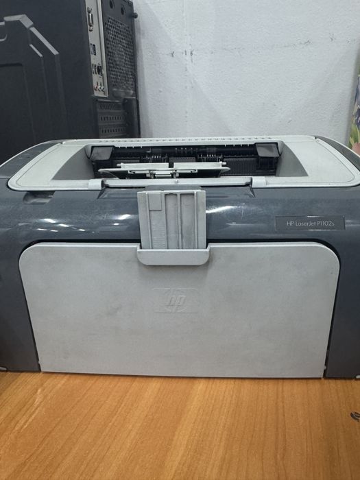 Принтер HP Laser Jet P1102s