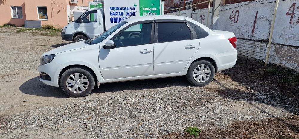 Продам Lada Granta FL