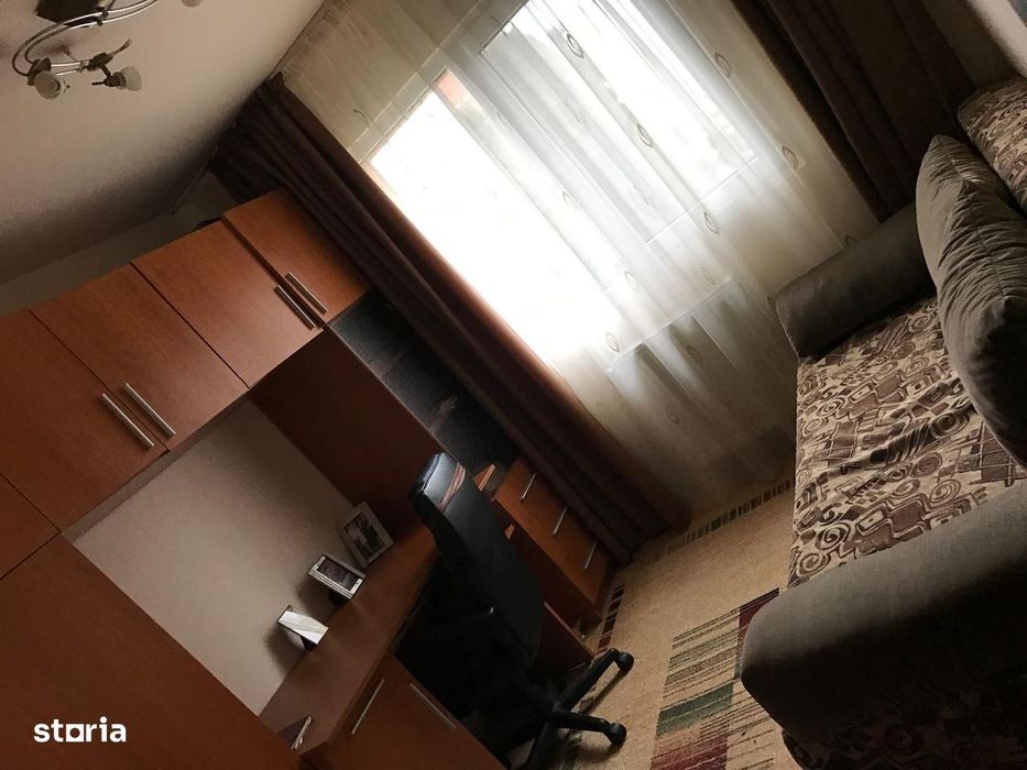 Inchiriez apartament 3 camere - cartier Manastur - Cluj