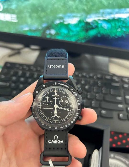 Swatch Omega Moonswatch