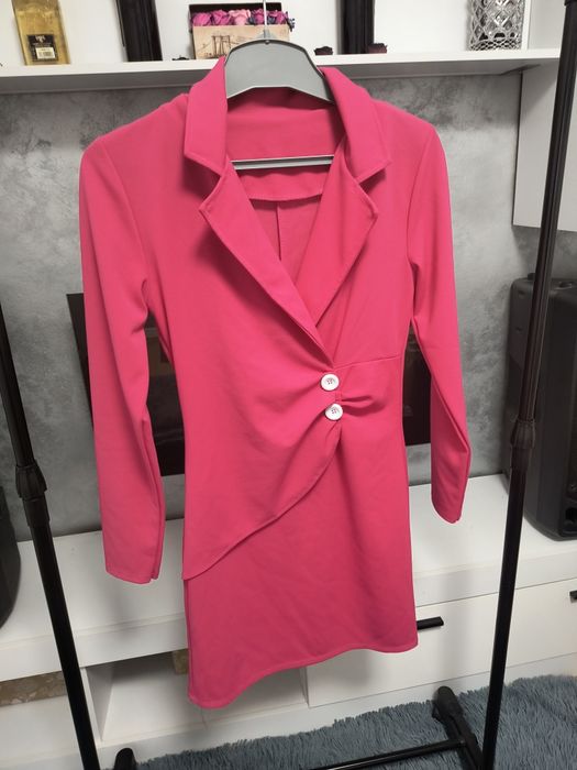 Vând rochie stil cămașă, și rochii de zi cu zi