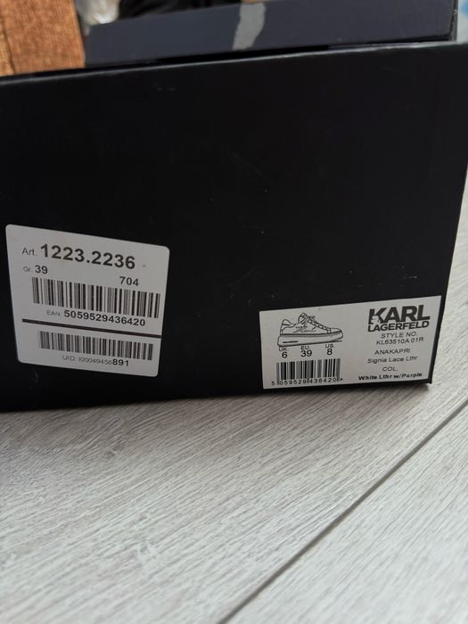 Karl lagerfeld talpa inalta