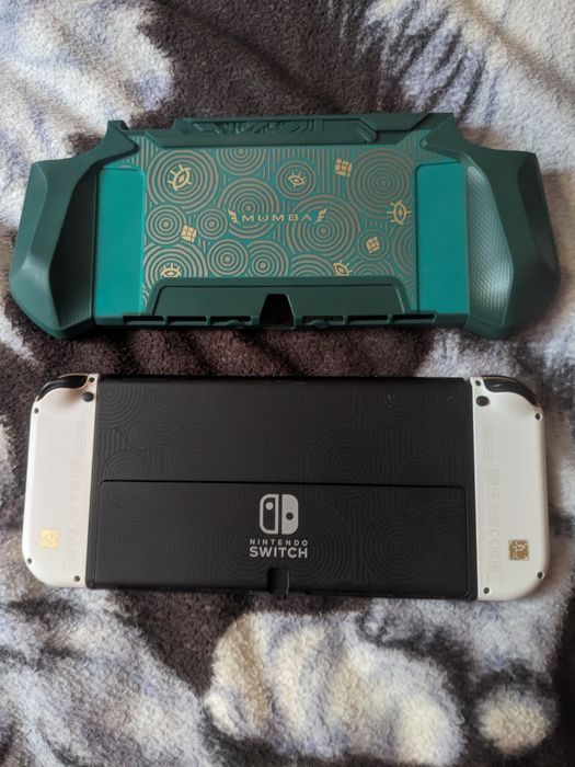Nintendo switch OLED Legend of Zelda edition