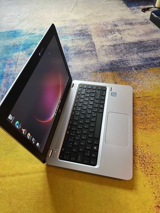 Laptop Hp 430-G4, I5 GEN 7, 8GB, SSD intel 240, bat buna