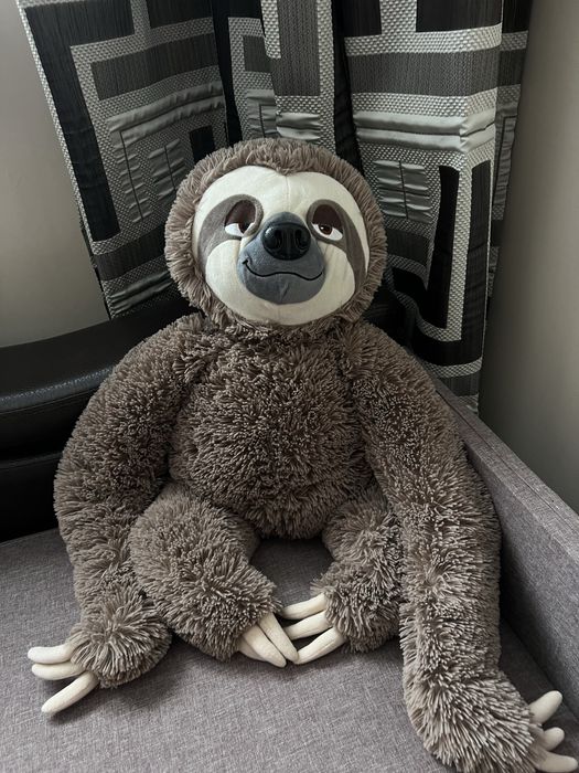 Продам игрушку ленивца