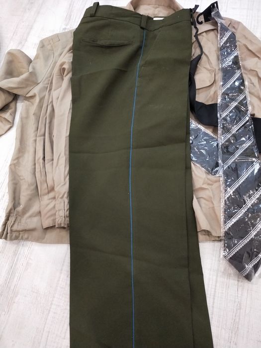 Брюки, кепки полевые