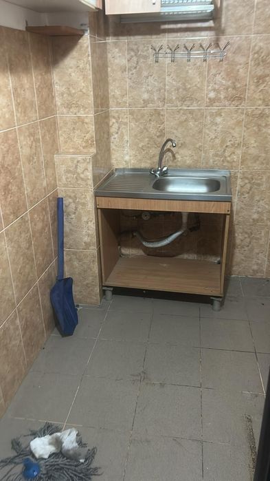 Vand apartament   în Pitești