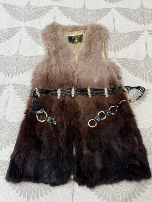 Продам безрукавку из шерсти зайца