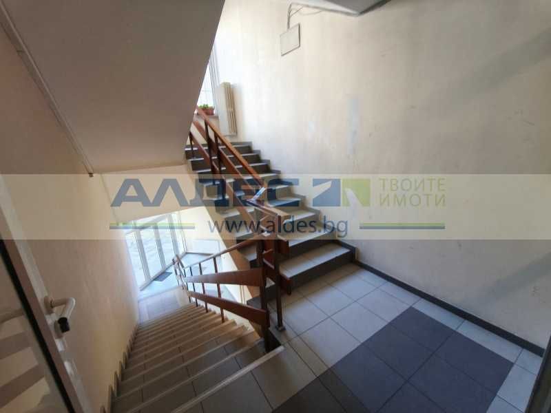 Продава се Тристаен апартамент в София, Борово - 132 кв.м за 1063 €/кв.м - Снимка #15