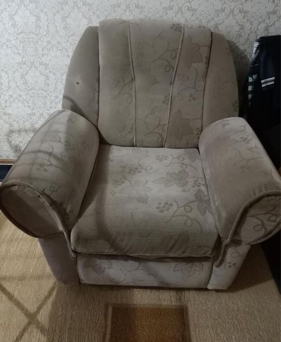 Продается диван кресло Старый Город