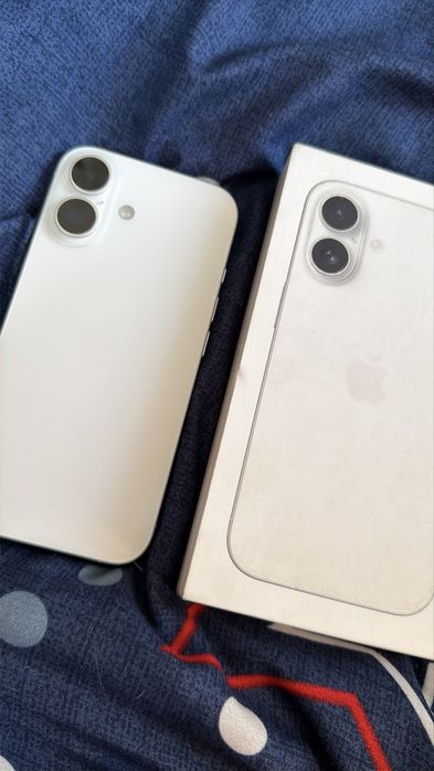 Продам телефон Айфон 16