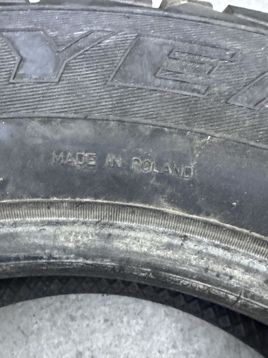 215/65/16 комплект Goodyeer