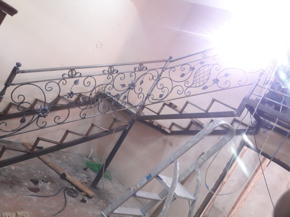 Сваршик . Газосварщик . Сантехник .