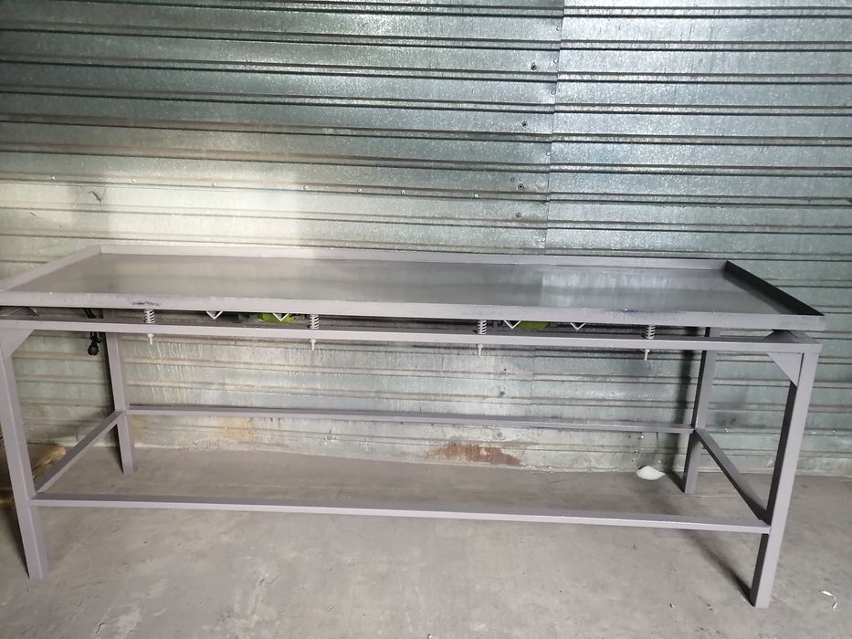 Вибростол, Вибростол