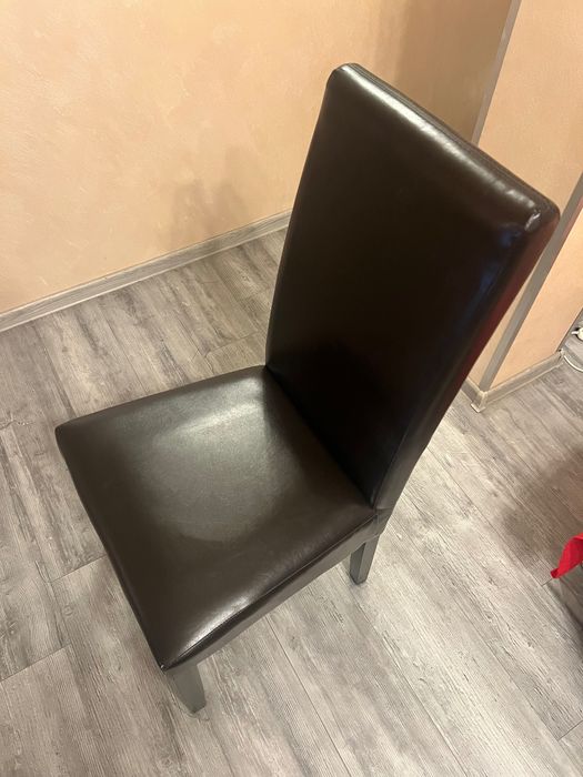 Трапезен стол 6 бр.