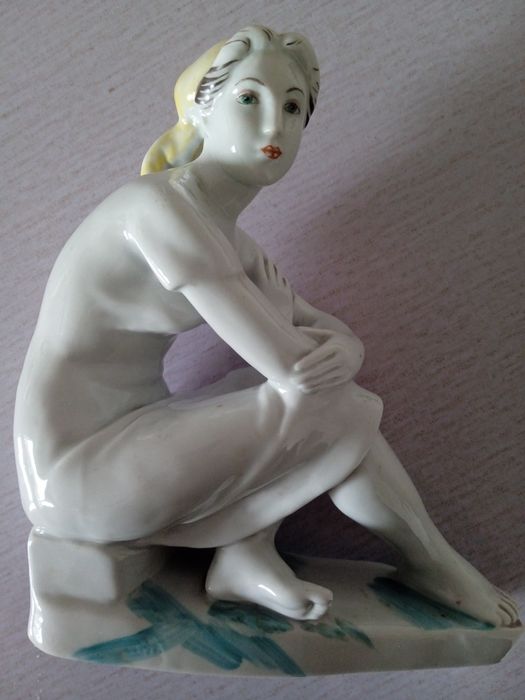 Продам статуэтка ЛФЗ 60 годы