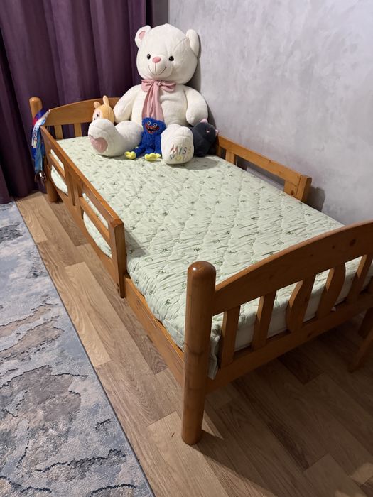 Двух этажная кровать