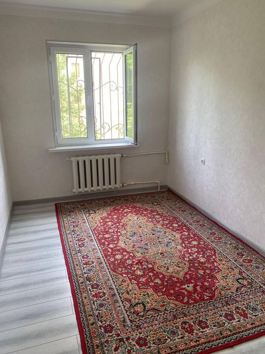 Чиланзар 12 продаю квартиру 5/4/4