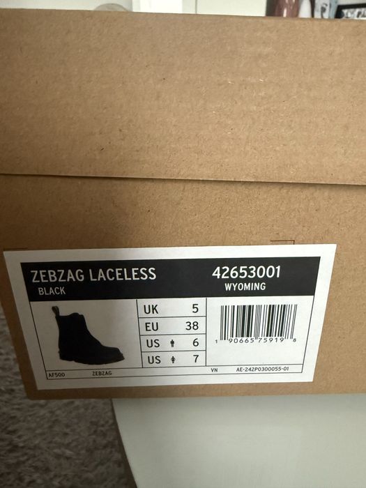 Bocanci Dr martens