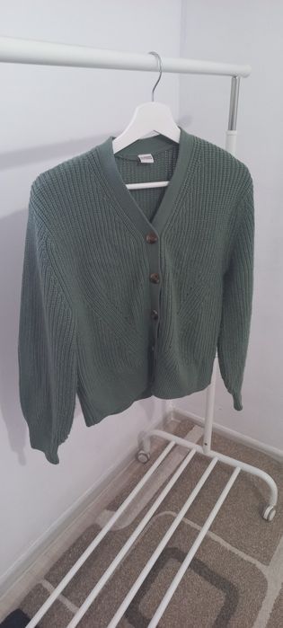 Бомбер . Кардиган