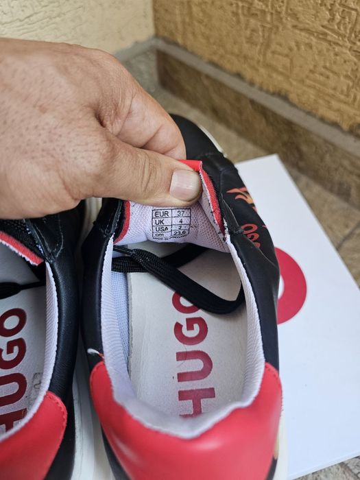 Сникърси за момче Hugo