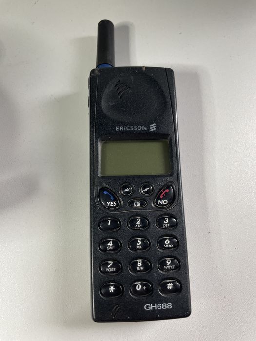 Telefon clasic ERICSSON GH688 fara incarcator
