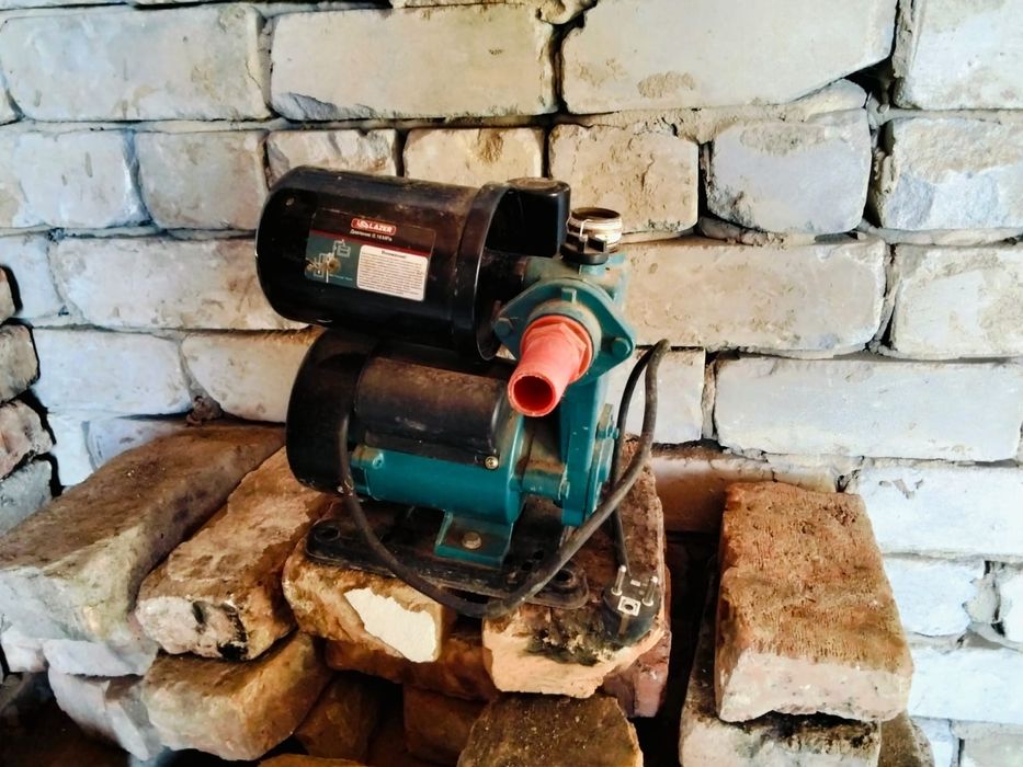 Насос водяной продается