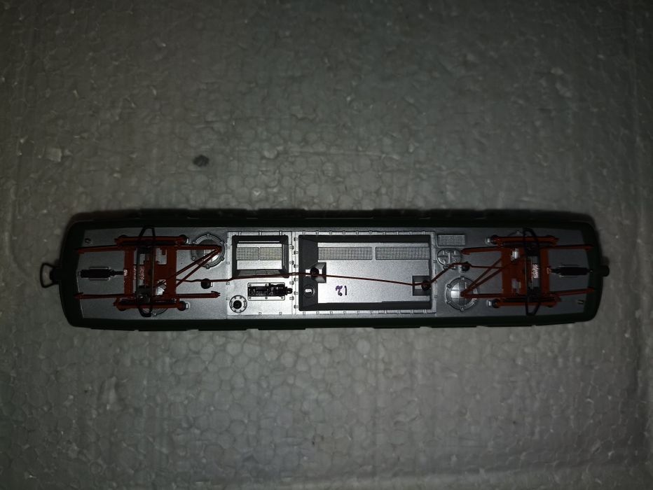 Locomotiva trenulet electric roco BR 140