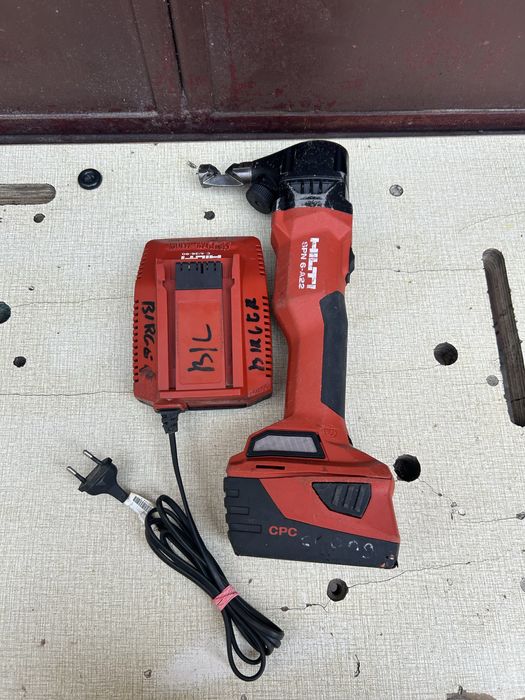 Foarfeca pt tabla ondulata Hilti SPN6 A22