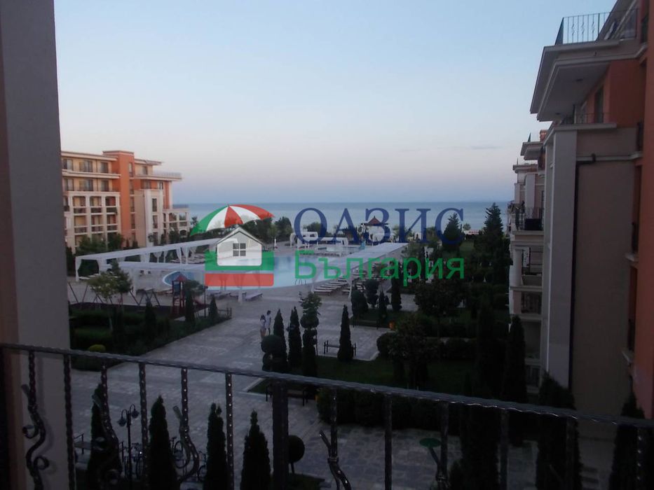 Напълно обзаведен апартамент с 2 спални и панорамна морска гледка в комплекс "Prestige Fort Beach", 106.12 кв.м,