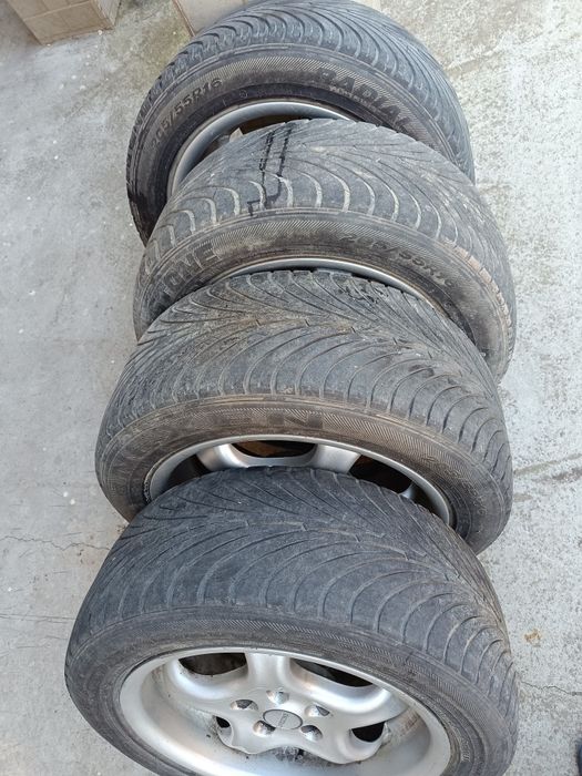 Vând jante aliaj R16