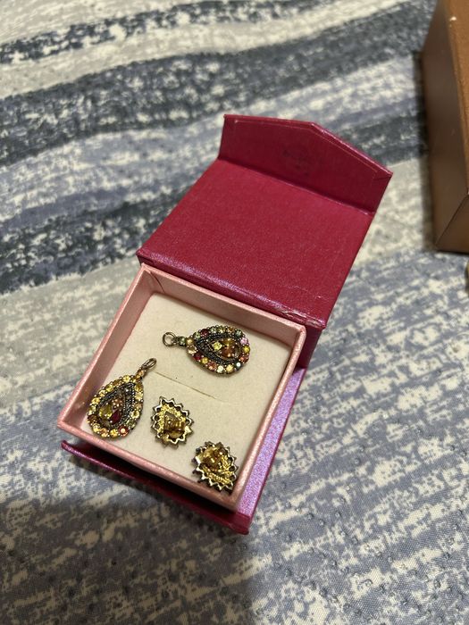 Стари бижута злато сребро