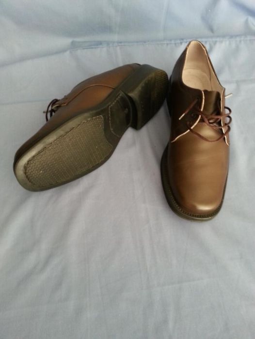 Pantofi maro de piele