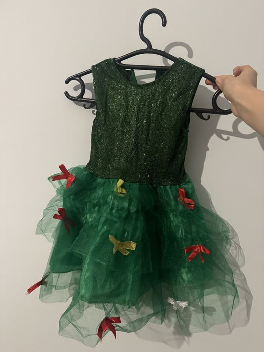 Платье новогодниее