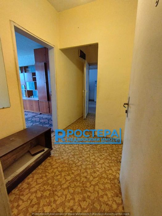 Продава се Двустаен апартамент в Търговище, Запад 3 - 75 кв.м за 871 €/кв.м - Снимка #13