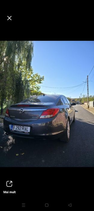 Vând Opel Insignia