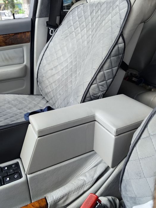 Подлокотник на бмв Е34