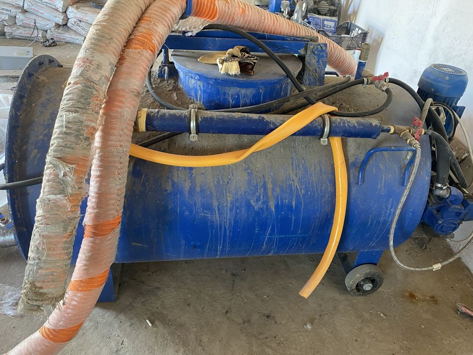 Срочна продам аппарат для пенаблока